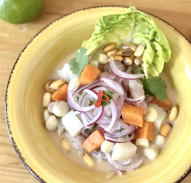 Ceviche peruano de corvina salvaje