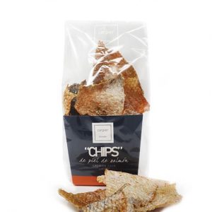 "Chips" de piel de salmón