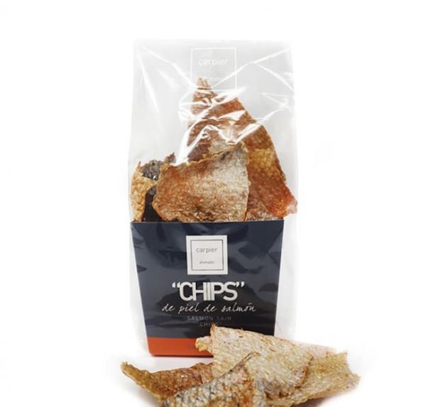 "Chips" de piel de salmón