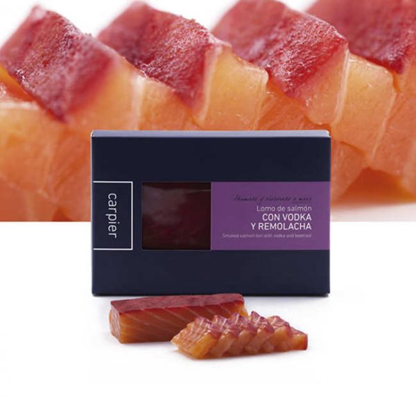 Lomo de salmón Carpier ahumado con vodka y remolacha