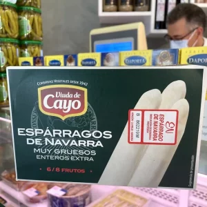 Lata de espárragos blancos muy gruesos Viuda de Cayo.