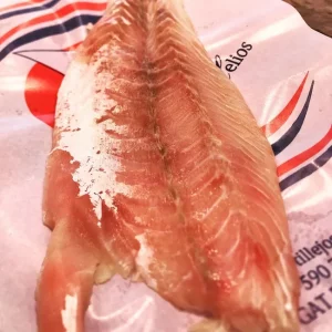 Filete de perca fresca sin espinas del Nilo – Pescado blanco saludable