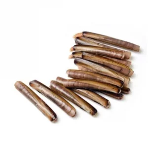 Navajas gallegas frescas de carne blanca dispuestas para cocinar a la plancha, marisco de alta calidad de Galicia.