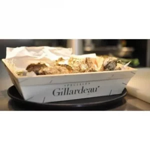 Caja de madera con 24 unidades de ostras francesas Gillardeau nº2.
